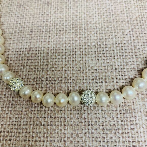 IPS Sterling Silver Genuine Pearl and Crystal Bead Necklace - Picture 2 of 3